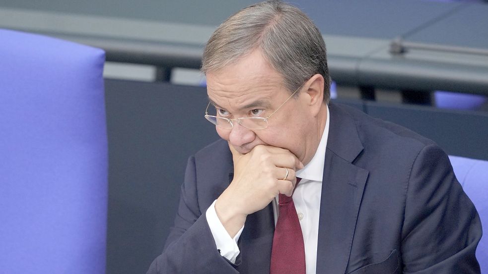 Düstere Aussichten für Unions-Kanzlerkandidat Armin Laschet (CDU), hier bei der letzten Bundestagsdebatte dieser Wahlperiode. Foto: Kay Nietfeld/dpa