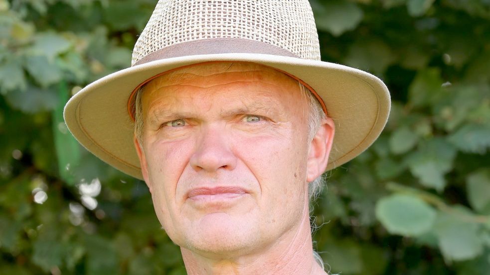 Hansjörg Heeren ist Inhaber der Tierarztpraxis im Friesenhof in Ochtelbur.