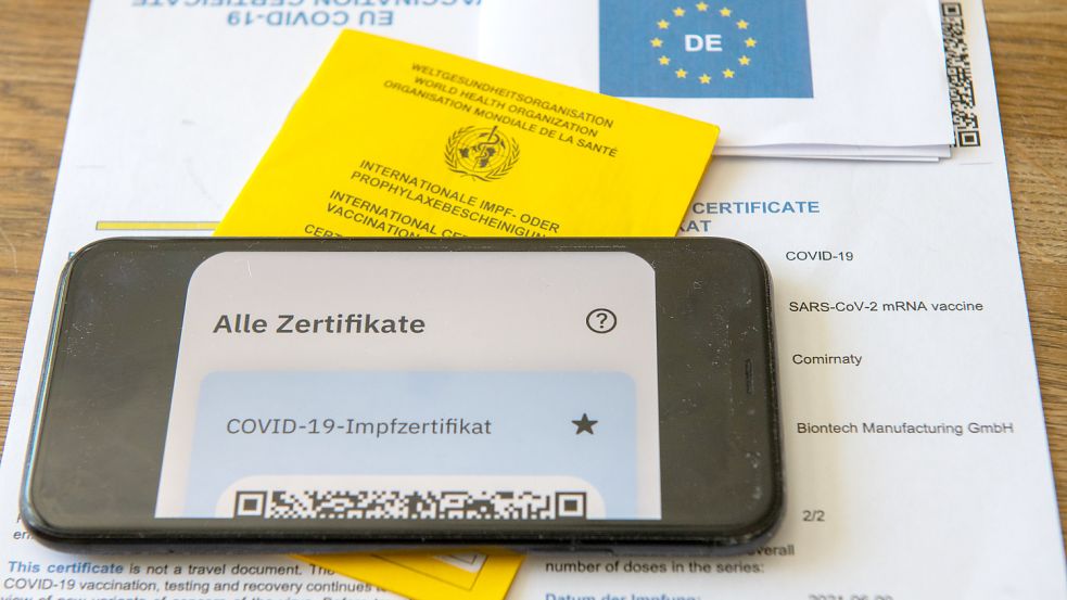 Mit der neuen Masche wollen die Impfverweigerer an ein Digital-Zertifikat kommen. Foto: Puchner/DPA