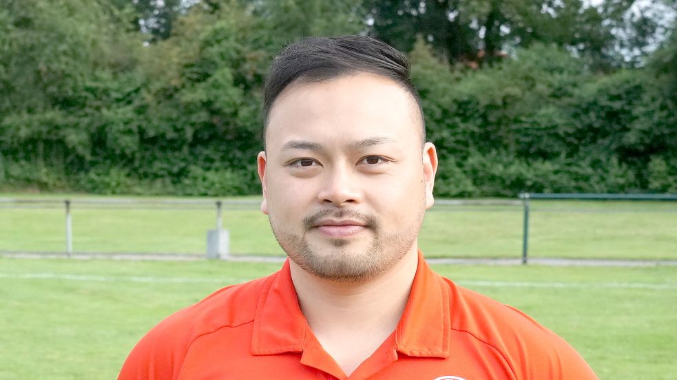 Bi-Le Tran ist Co-Trainer beim SV Großefehn. Foto: Steenhoff