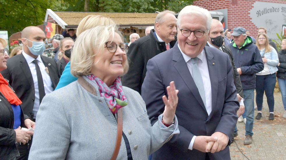 Frank-Walter Steinmeier ist zu Besuch in Victorbur. Foto: Ortgies