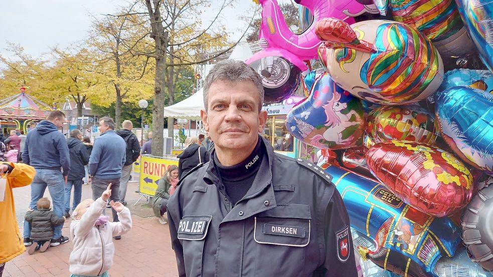 Einsatzleiter Thorsten Dirksen ist zufrieden. Foto: Vogt