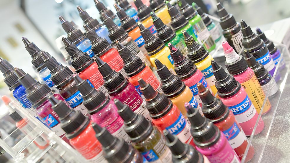 All diese Farben müssen ab Januar in den Müll. Foto: Ortgies