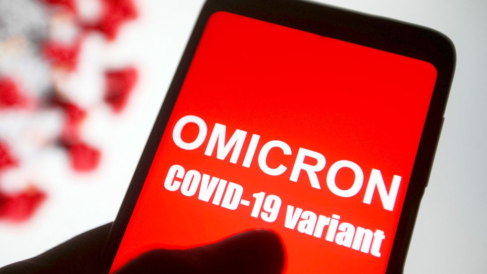Die Omikron-Variante (B.1.1.529) war zuerst im südlichen Afrika nachgewiesen worden. Die Weltgesundheitsorganisation (WHO) stuft sie als „besorgniserregend“ ein. Foto: Pavlo Gonchar/ SOPA Images ZUMA Press Wire/dpa