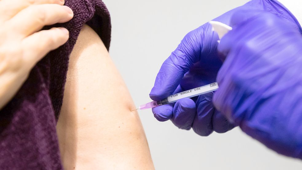 In Weener kann man sich mit dem Wirkstoff von Moderna impfen lassen. Foto: Soeder/dpa
