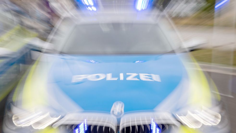 Ein Mann hat am Mittwoch versucht, einen Supermarkt in Bremen zu überfallen. Er hatte eine Bombenattrappe dabei. Foto: Daniel Karmann/dpa