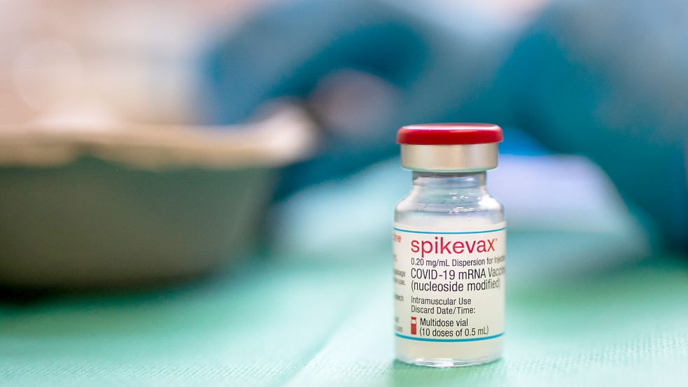 Spikevax von Moderna ist ebenfalls ein mRNA-Impfstoff. Foto: Schmidt/dpa