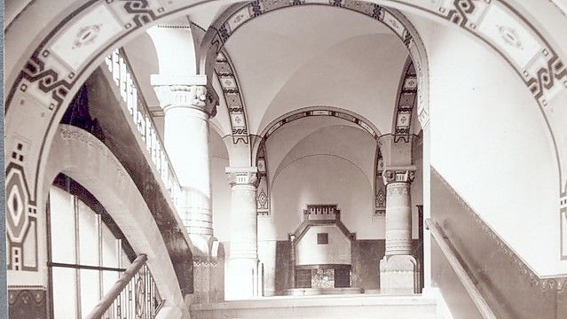 Einer der Treppenaufgänge im Altbau. Foto: privat
