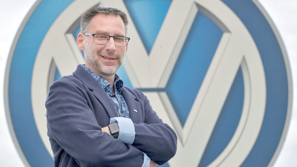 Betriebsratschef Manfred Wulff freut sich, positive Nachrichten überbringen zu dürfen. Foto: Ortgies/Archiv
