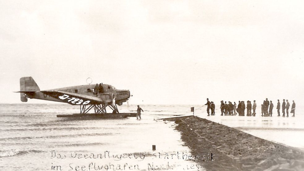 Hier ist die Junkers-Maschine mit der Kennung D-1230 vor Norderney zu sehen, die sich am 4. Oktober 1927 auf ein großes Abenteuer machte. Fotos: Stadtarchiv Norderney