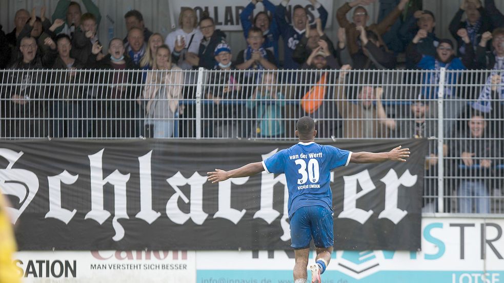 Das Emder Stadion erfüllt die Regionalliga-Standards problemlos. Foto: Doden