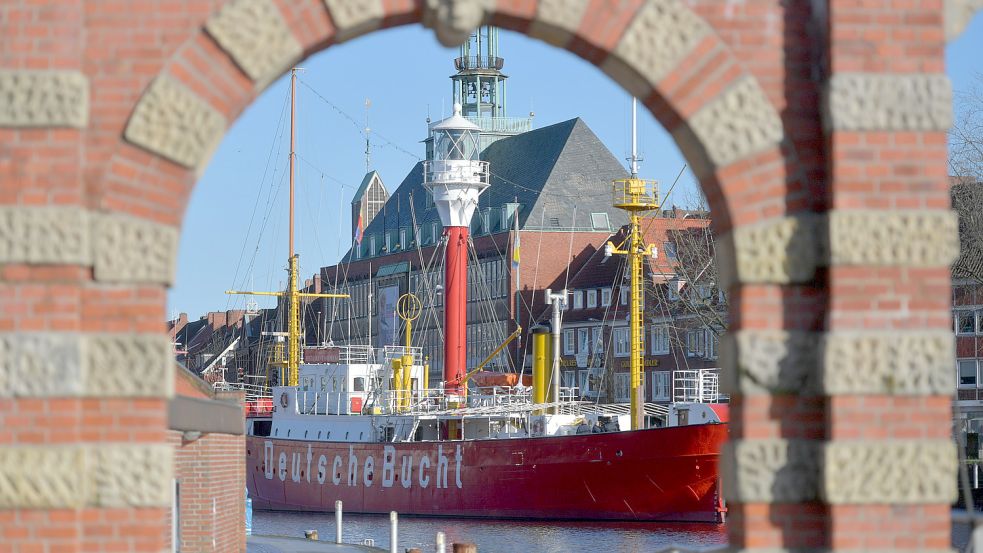 Das Feuerschiff „Amrumbank/Deutsche Bucht“ soll spätestens zu den Matjestagen Ende Mai wieder besucht werden können. An Bord sind ein Museum und ein Restaurant. Foto: Ortgies