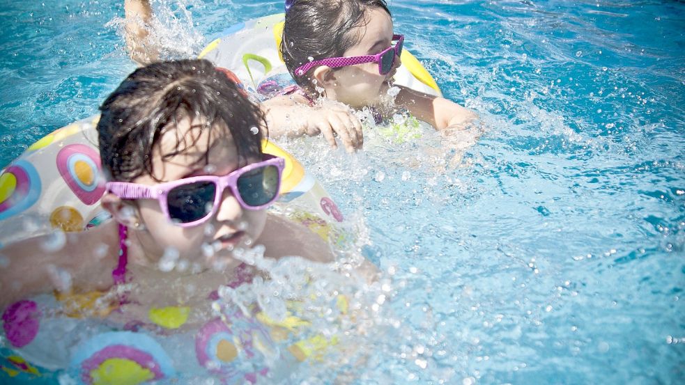 Auch für das geplante neue Freibad in Norddeich soll Geld fließen. Symbolfoto: Pixabay