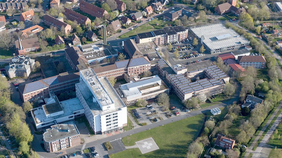 2019 wurde diese Luftaufnahme vom Emder Klinikum in Barenburg gemacht. Foto: T. Bruns/Archiv