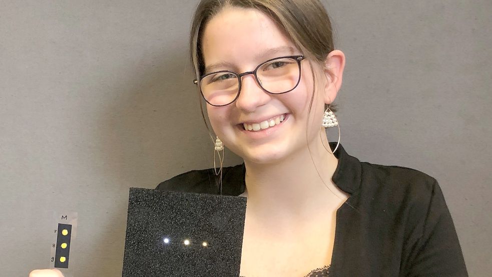 Sie qualifizierte sich für den 57. Bundeswettbewerb von „Jugend forscht“: Die 16-jährige Nele Drüner aus Emden. Foto: privat