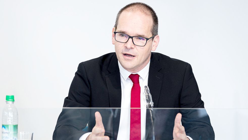 Sieht in dem neuen Beschluss ein wichtiges Signal – auch für die Kitas: Kultusminister Grant Hendrik Tonne (SPD). Foto: Frankenberg/DPA