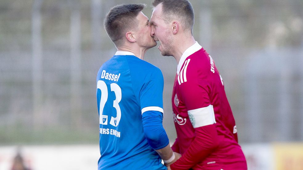 BSV-Akteur Bastian Dassel (links) und Timo Gieseking kamen sich sehr nahe.