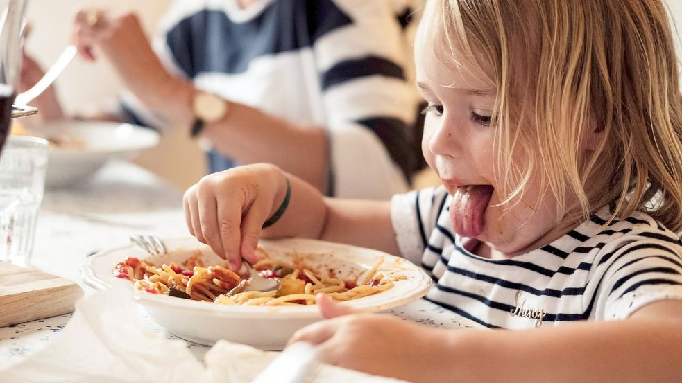Nicht überall sind Kinder willkommene Gäste. Foto: Imago Images/Wilfried Feder