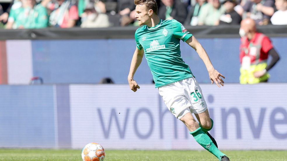 Fehlt den Bremern am Samstag auf Schalke: Routinier und Abräumer Christian Groß. Foto: imago images/Zink