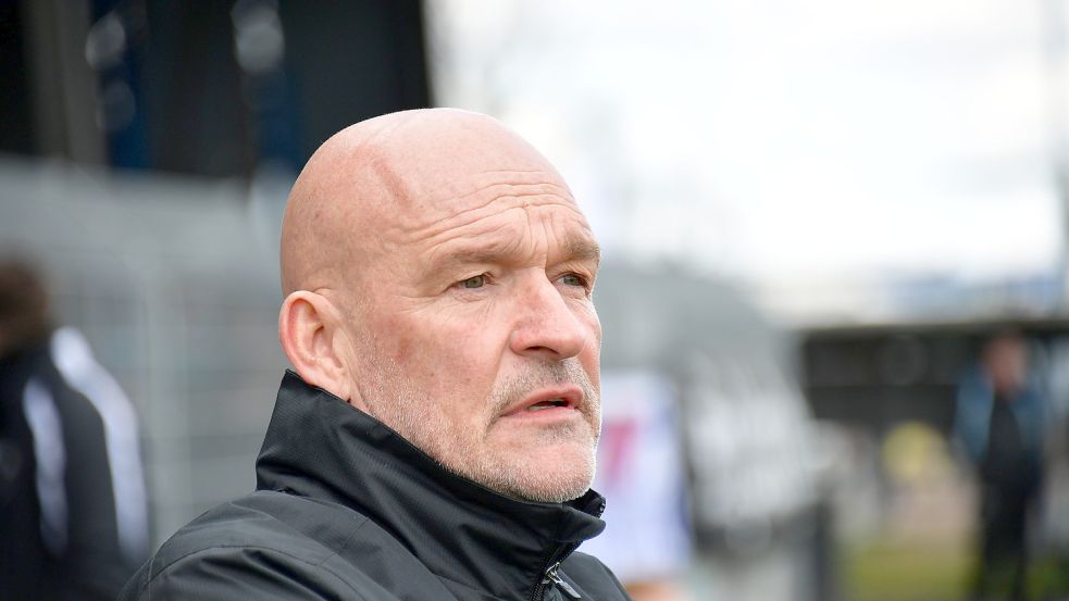 BSV-Trainer Stefan Emmerling freut sich über den überragenden Start ins Jahr 2022.