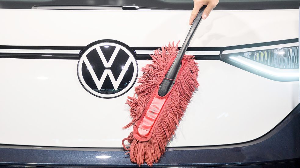 Volkswagen spricht bei den wichtigsten Konkurrenten nicht mehr von Mercedes, Toyota oder Ford. Foto: DPA