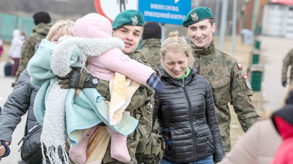 Viele Menschen aus der Ukraine sind von Polen weiter nach Deutschland geflohen. In Emden leben derzeit mehr als 400 Geflüchtete, hauptsächlich Frauen und Kinder. Foto: Hock/Archiv