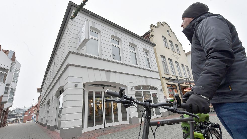 Auch die Filiale in der Auricher Innenstadt ist geschlossen worden. Foto: Ortgies/Archiv