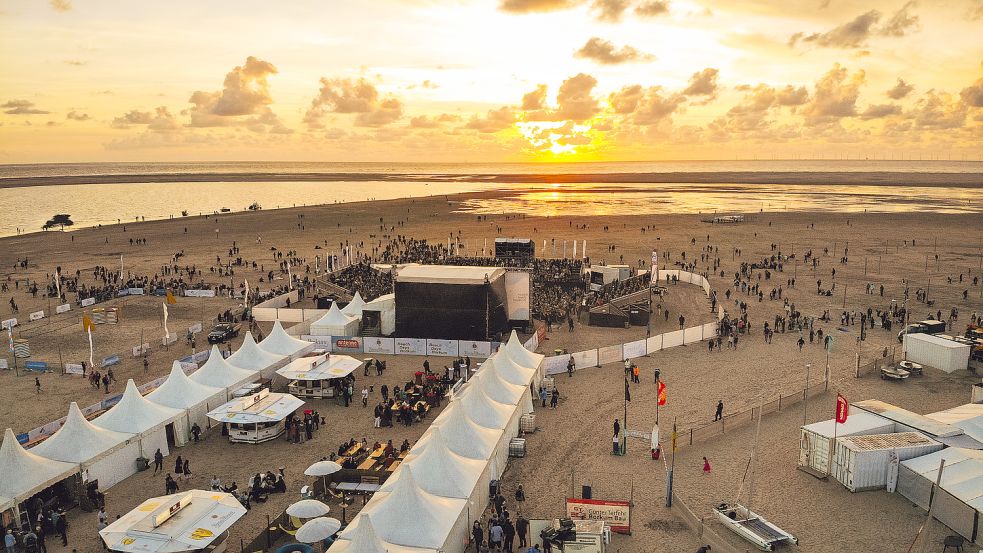 Publikumsmagnet am Strand: die Beach Days Borkum. Foto: NBG