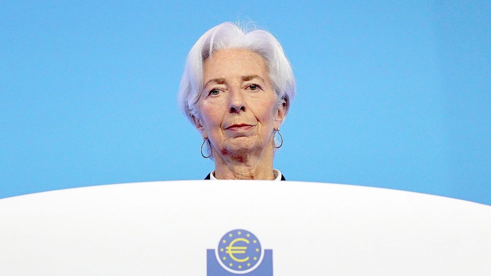 EZB-Chefin Christine Lagarde hat lange gezögert, nun geht plötzlich alles ganz schnell: Erstmals seit elf Jahren will die Notenbank wieder die Zinsen erhöhen. Foto: DANIEL ROLAND/dpa