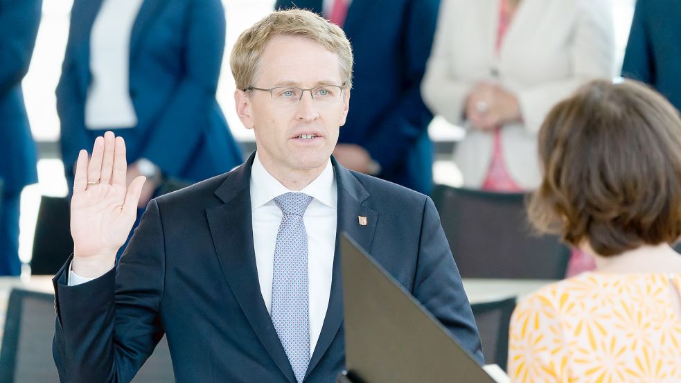 Schleswig-Holsteins Ministerpräsident Daniel Günther (CDU) bei seiner Vereidigung. Foto: Marcus Dewanger