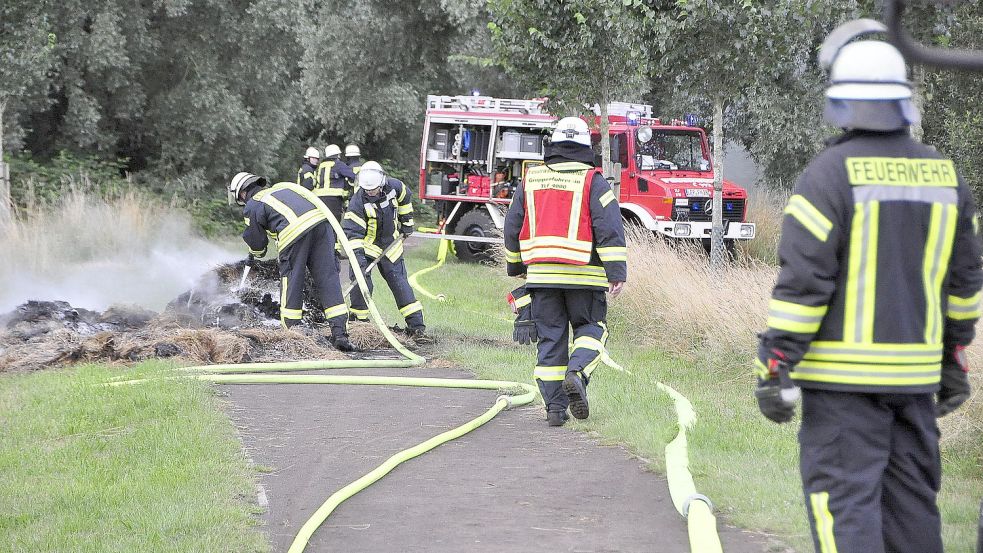 Die Feuerwehr war am Samstagmorgen im Einsatz. Fotos: Wolters