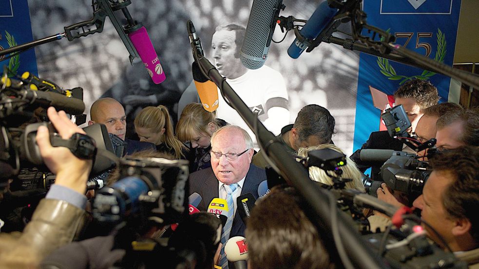 Uwe Seeler sprach stets geduldig und ruhig zur Presse. Was unsere Reporter sonst noch aufgeschnappt haben. Foto: imago images/sportfotodienst