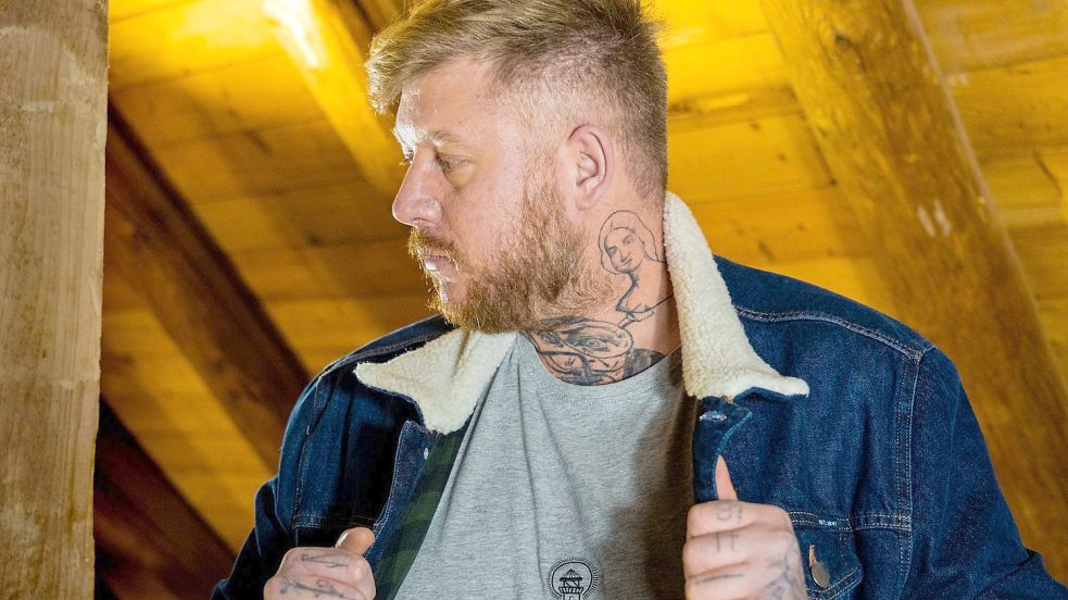 Wilke Zierden inszeniert über Social-Media-Kanäle sich und seine Projekte. Der Aufwand dafür werde unterschätzt, sagt er. Foto: Privat