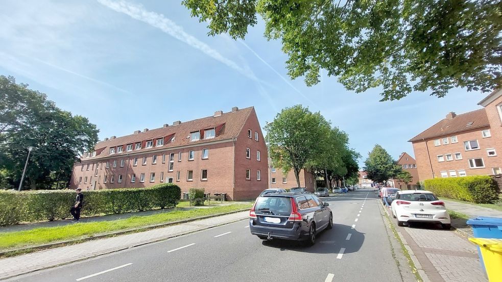 Zahlreiche Wohnblocks finden sich zu beiden Seiten der Hermann-Allmers-Straße. Foto: Hanssen