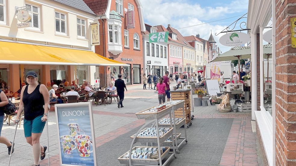 Viele Geschäftsleute nutzen den öffentlichen Raum, um ihre Waren zu präsentieren. Foto: Boschbach