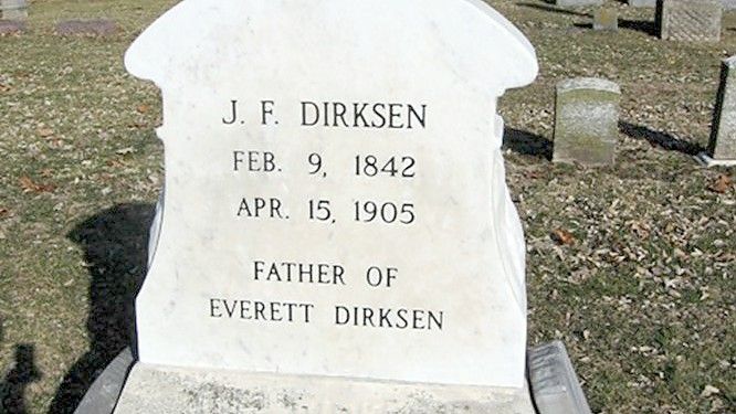 Hier ist der Grabstein von Johann Friedrich Dirksen zu sehen, der auf dem Lakeside-Friedhof in Pekin/Illinois steht. Foto: Privat