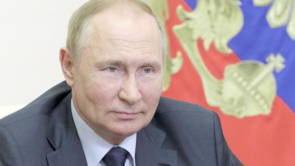 Dreht uns Russlands Präsident Wladimir Putin den Gashahn noch weiter zu? Foto: MIKHAIL KLIMENTYEV / dpa
