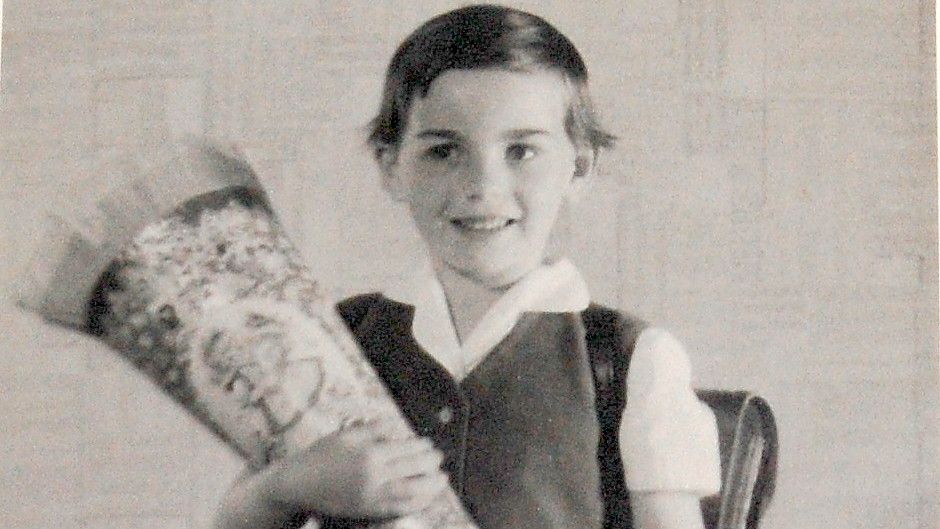 Brigitte Junge bei der Einschulung. Foto: Privat