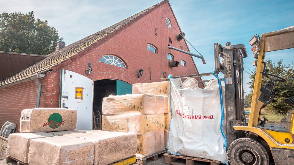 Der angegliederte Landhandel ermöglicht, dass das Mahlgeschäft nur mit Hilfe von Wind weiterhin wirtschaftlich betrieben werden kann.