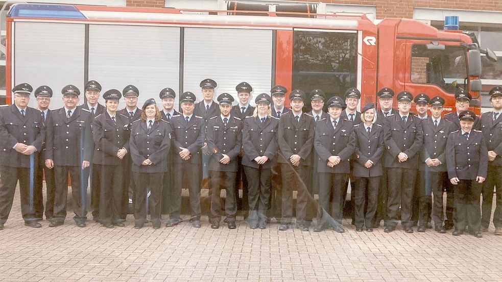 Das aktuellste Gruppenfoto aus dem Jahr 2015. Foto: Feuerwehr