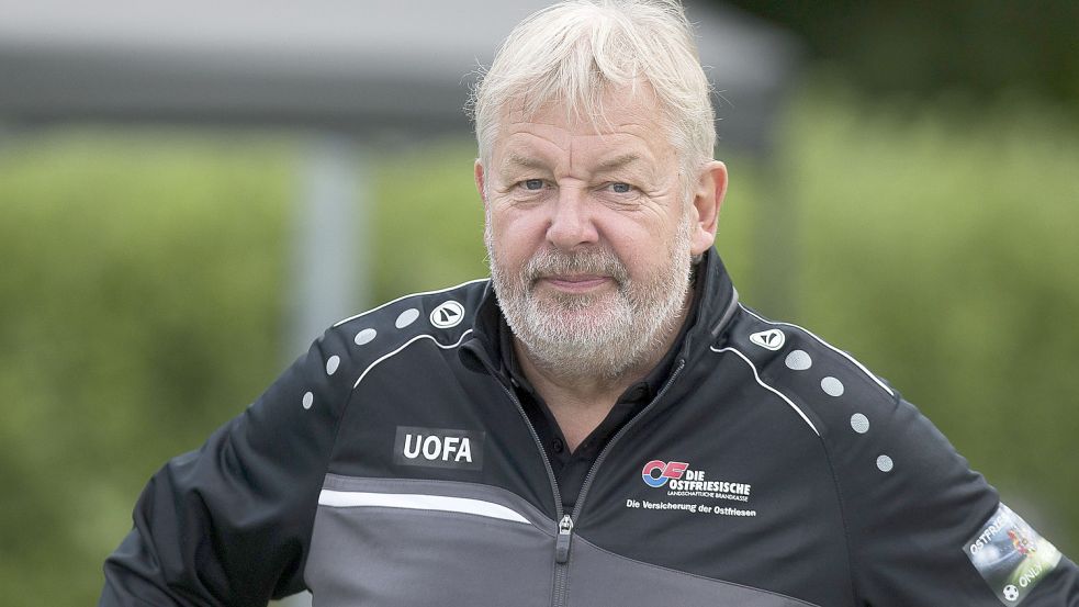 Manfred Bloem organisierte zum fünften Mal den Ostfriesland-Cup. Foto: Jens Doden/Emden
