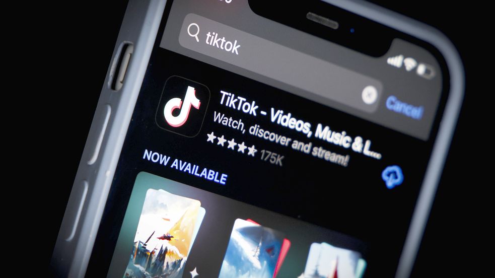 Erneut steht die Videoplattform TikTok wegen Shadow-Bannings in der Kritik. Foto: IMAGO images/NurPhoto