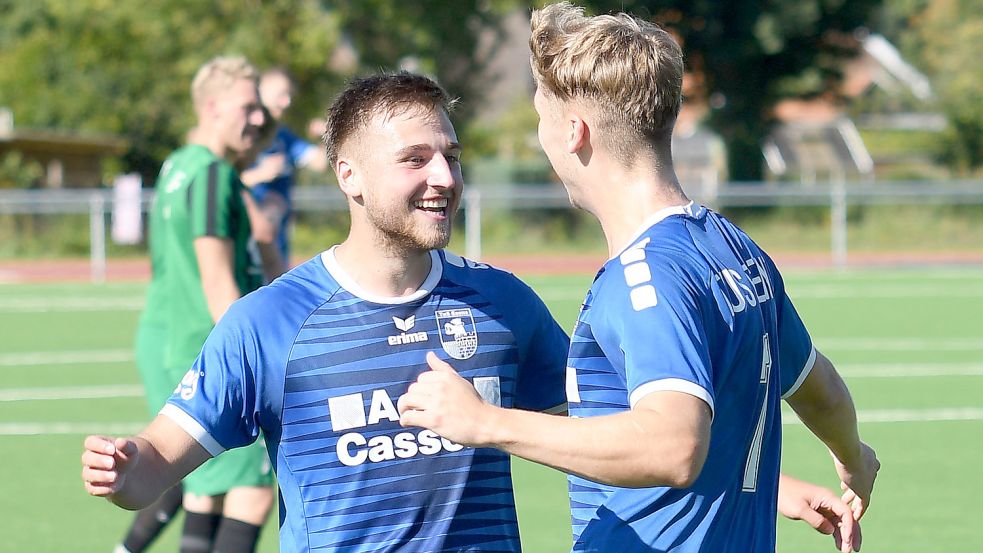 Die Esenser Erfolgsserie erfreut auch Niklas Sukowski (links) und Finn Rosenboom. Foto: Doden/Blomberg