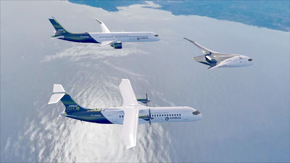 Die futuristischen Airbus-Flieger im Modell: Spektakulär ist die „Flunder“, der fliegende Flügel (rechts). Foto: Airbus