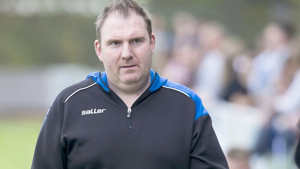 Trainer Sven Glöckner wurde nach nur einem Punkt aus den vergangenen vier Landesliga-Spielen bei Frisia Wilhelmshaven entlassen. Archivfoto: Doden, Emden