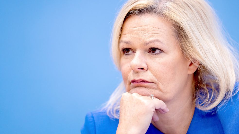 Bundesinnenministerin Nancy Faeser erntet viel Kritik für ihren Plan, die Einbürgerung zu erleichtern. Foto: IMAGO/Leon Kuegeler/photothek.de