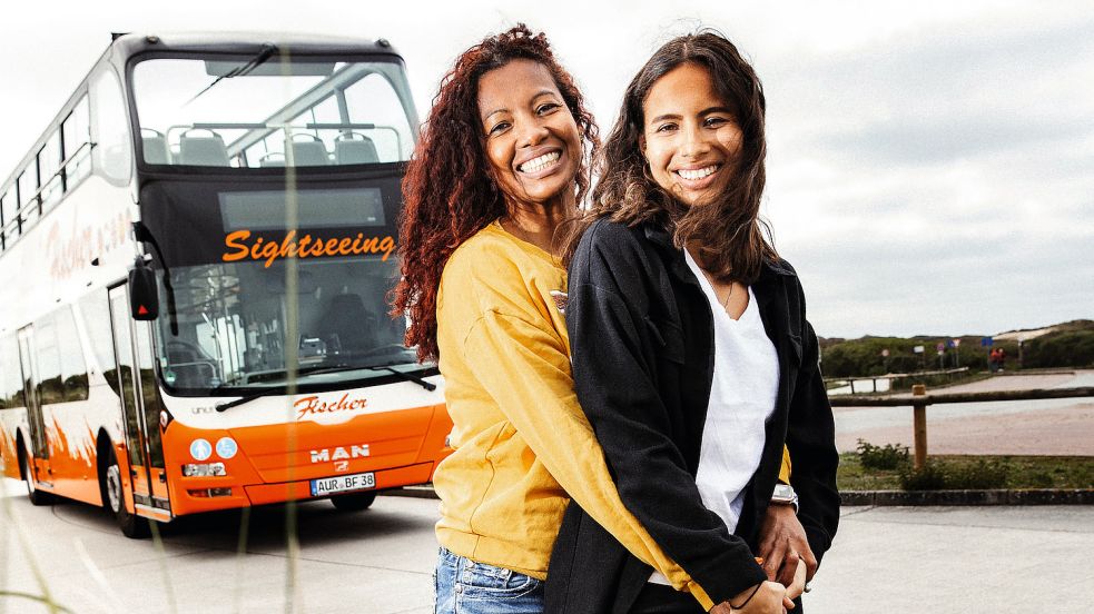 Roxana Flores-Fischer und ihre Tochter Selena sind nicht nur beim Fußball ein Herz und eine Seele. Foto: Mücke