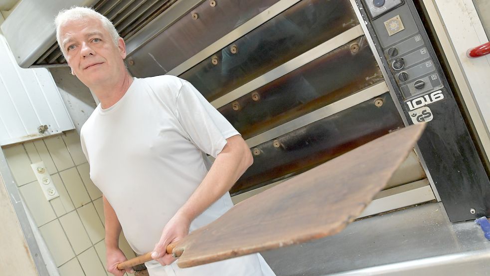 Montags bleibt der Ofen in Weener aus. Bäcker Andreas Kaufmann reagiert damit auf die Energiepreise. Foto: Ortgies/Archiv