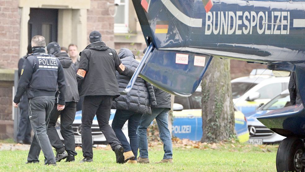 Razzia gegen Reichsbürger-Szene - Karlsruhe Foto: dpa