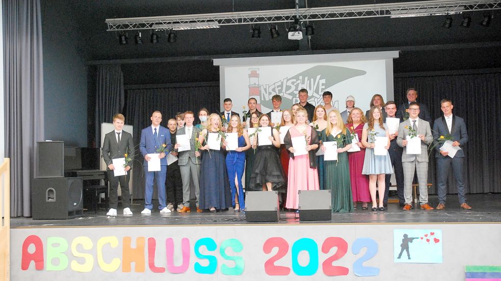 Der zahlenmäßig bisher kleinste Jahrgang der Inselschule nahm 2022 seinen Abschied. Foto: Ferber